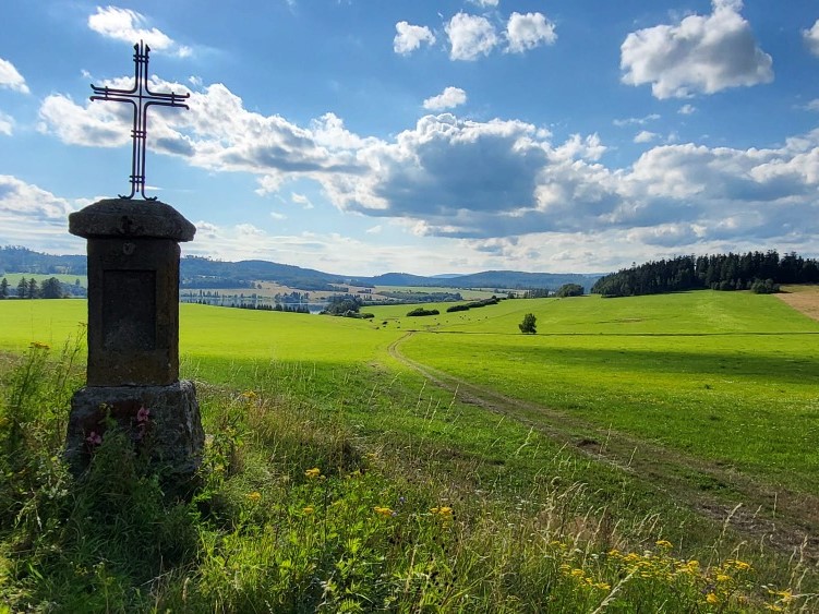 Rok s Hukvaldským potlachem